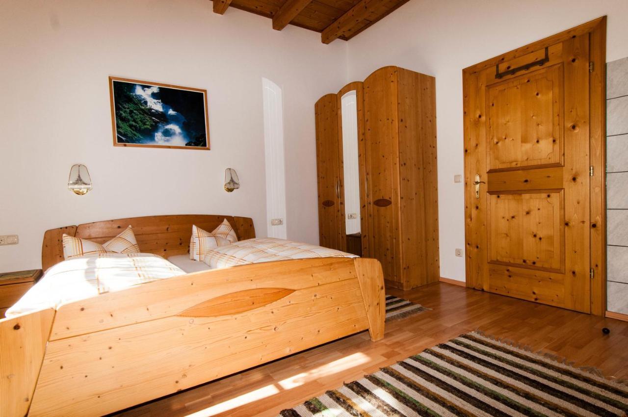Ferienwohnung Maria Erlsbacher Sankt Veit in Defereggen Стая снимка